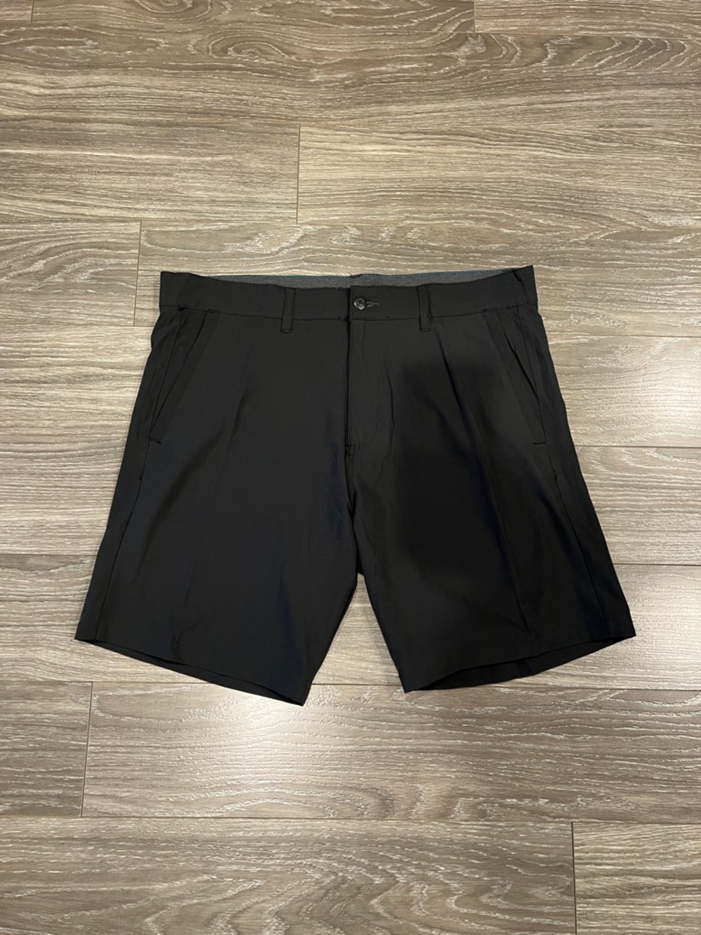 burnside Black Flat-Front Men's Shorts